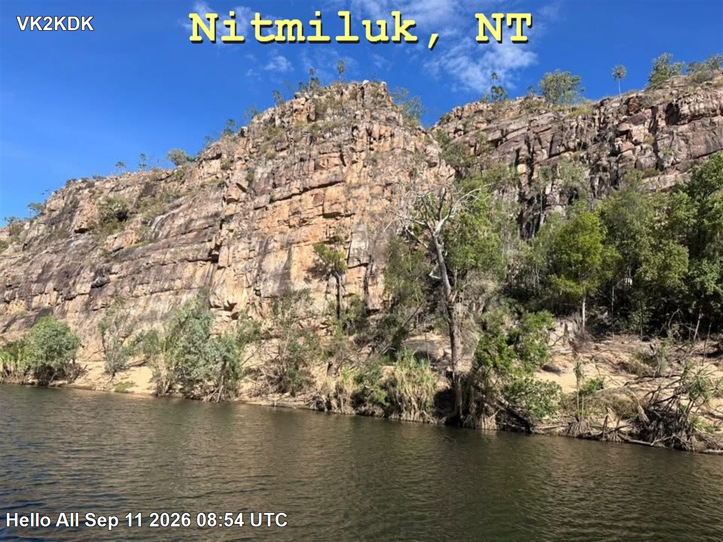 SSTV image from VK4CS_2M