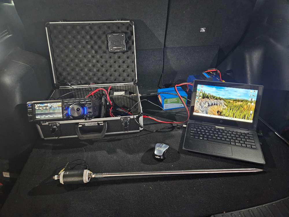 Larry WA9TT portable Go Kit with Yaesu FT-710